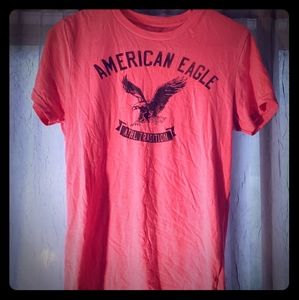 American Eagle tee